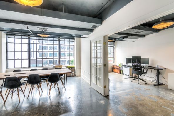 570ft² Creative Office Space